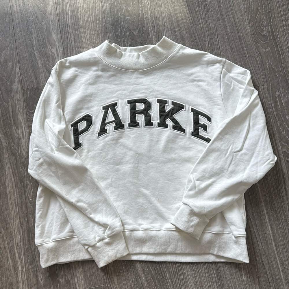 Parke mockneck with denim lettering